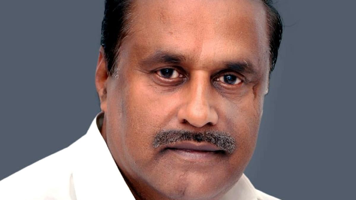 Madras High Court quashes election bribery case booked against Vedasandur DMK MLA news image