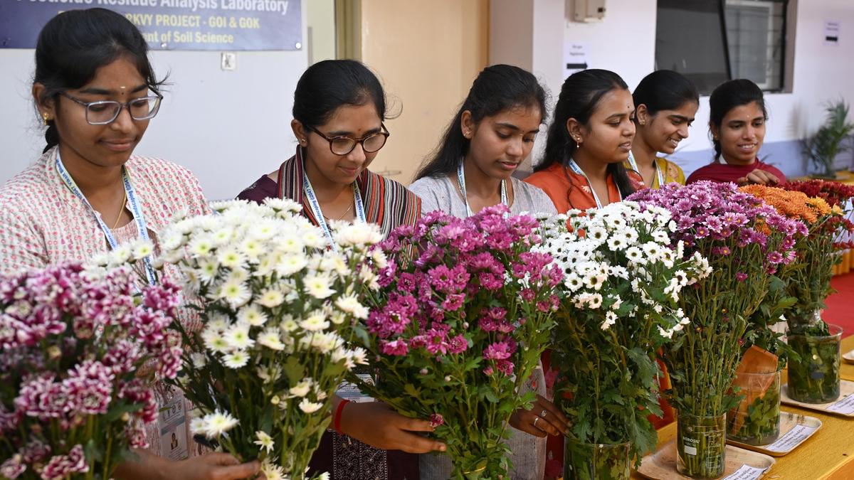 Floriculture conference: Experts call for reducing greenhouse gas emissions, enhancing soil carbon