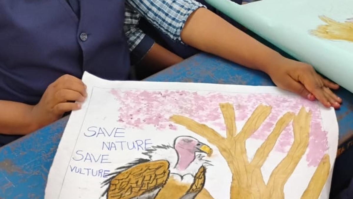 Forest Department in Nilgiris sensitises students to conserving vulture populations