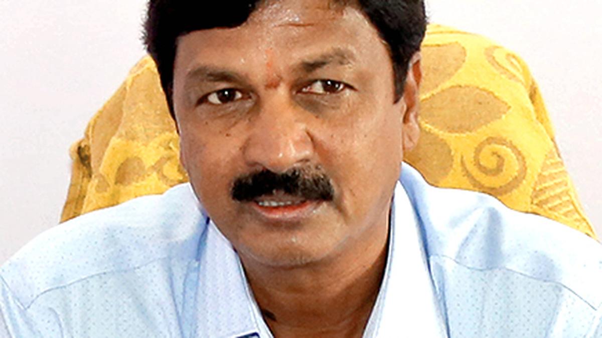 Hebbalkar cannot claim credit for Congress office construction, says Ramesh Jarkiholi
