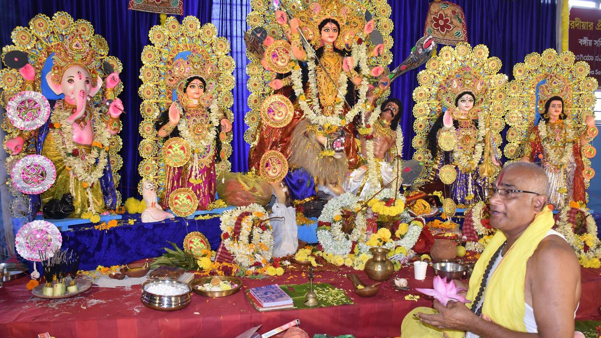 Durga Puja celebrations by Bengali commmunity add to festive spirit in Mysuru