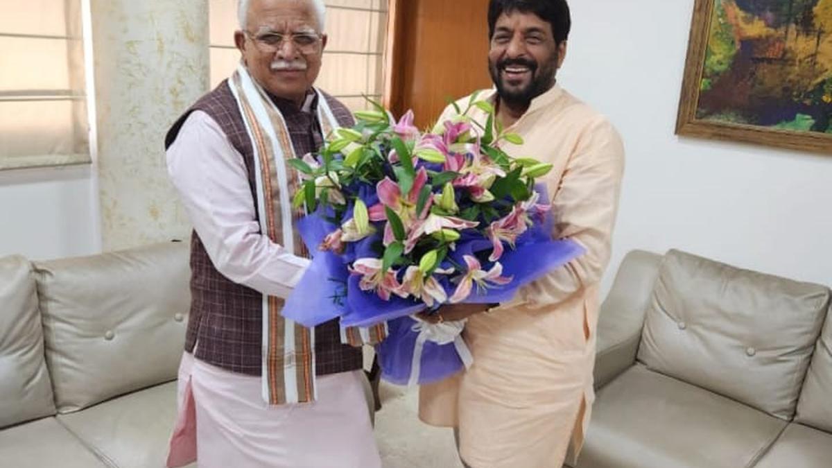 Sirsa MLA Gopal Kanda meets Haryana CM