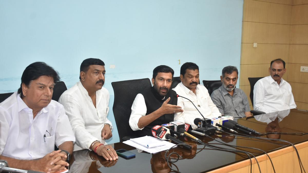 Upset by loss, BJP indulging in vengeance politics, claims Saleem Ahmed