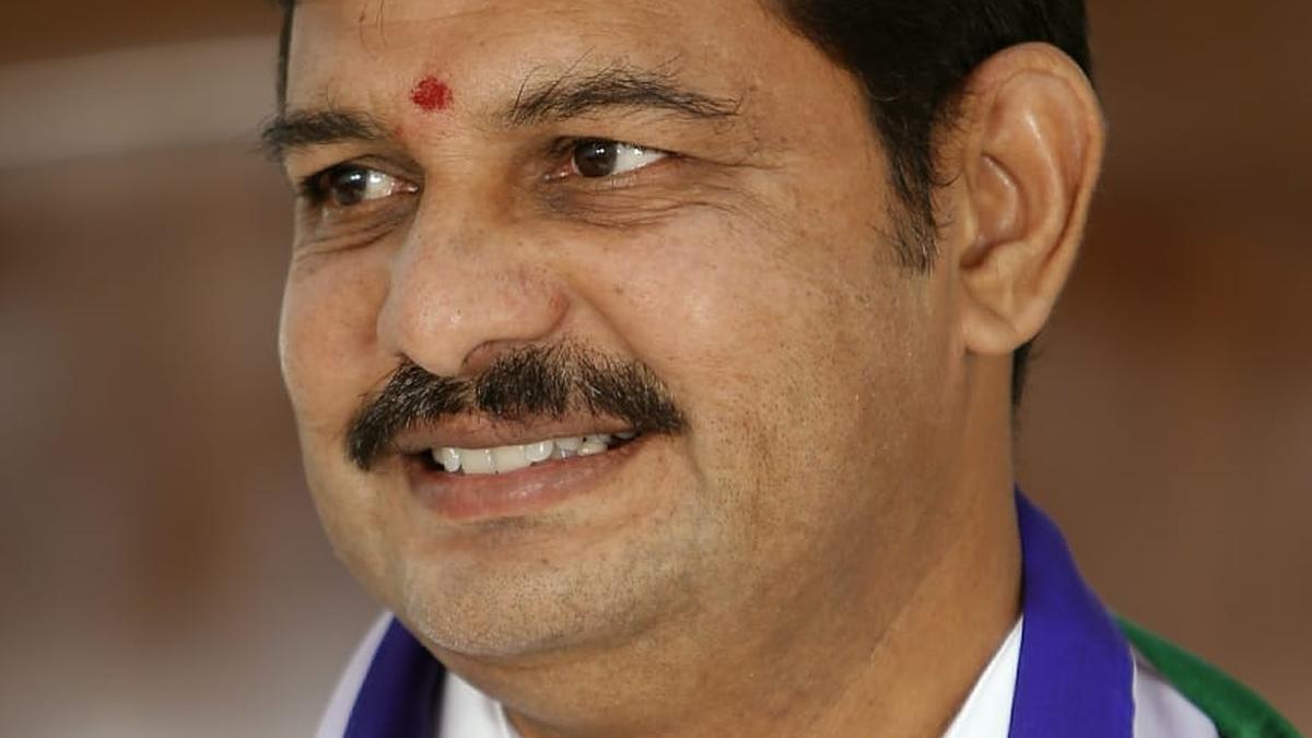 Jagan will start working from Visakhapatnam if YSRCP wins, says Kilari Rosaiah