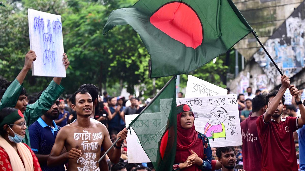 Bangladeshi protesters demand end to civil service job quotas