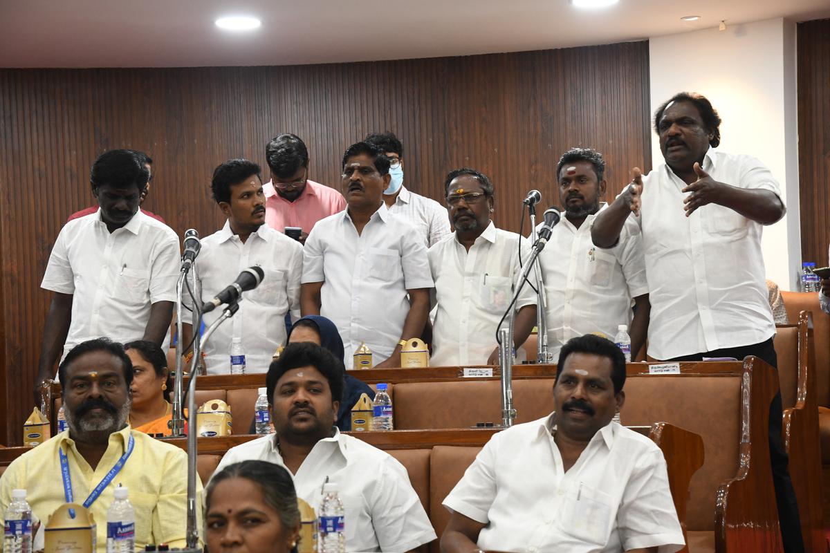 AIADMK members walk out from council meeting over delay in redressal of repeatedly flagged issues