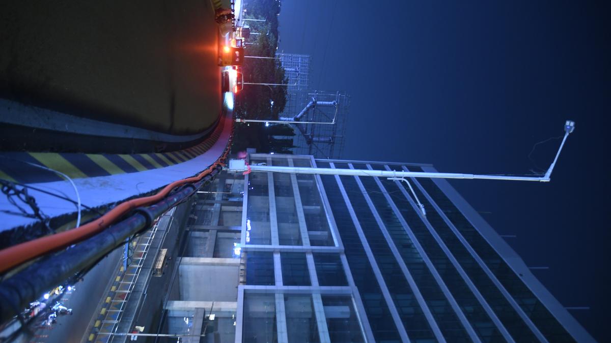 Kishan Reddy demands proper maintenance of streetlights