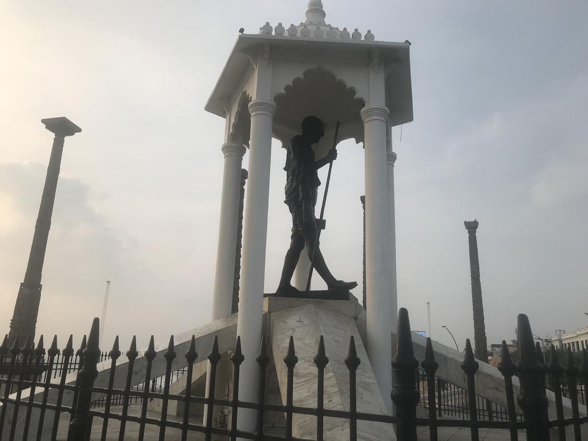 The statues, once upon a time, were at the Venkataramanaswami Temple at Senji. They were brought here by the French to adorn the beachfront The statues, once upon a time, were at the Venkataramanaswami Temple at Senji. They were brought here by the French to adorn the beachfront