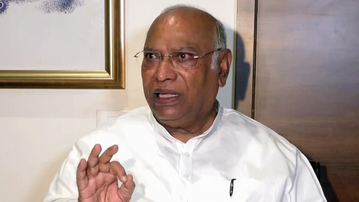 Government must take resolute diplomatic actions to de-hyphenate India, Pakistan on global stage: Congress