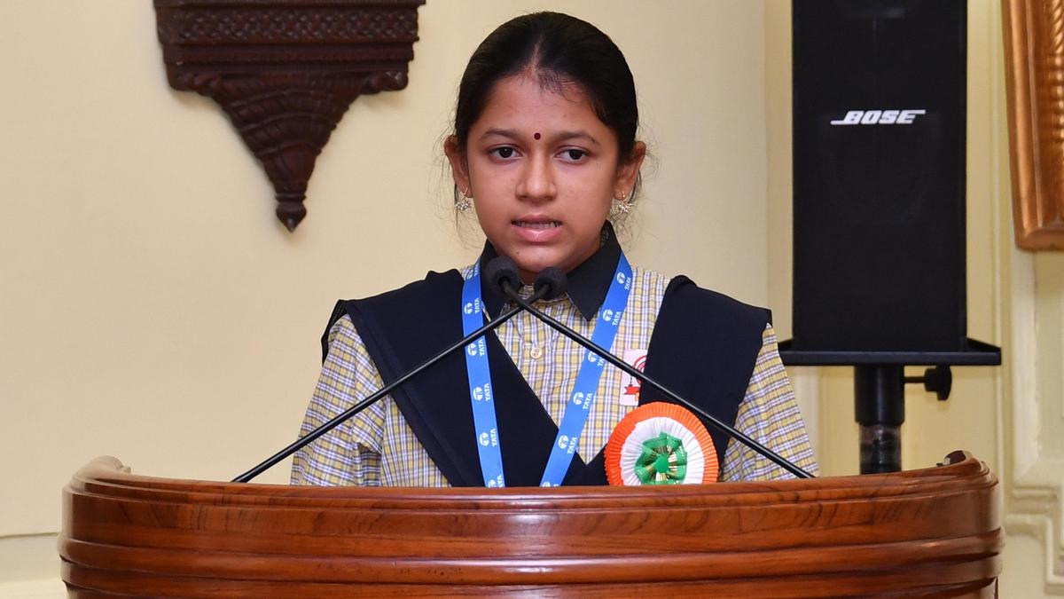 Udupi schoolgirl gets a chance to speak in front of President