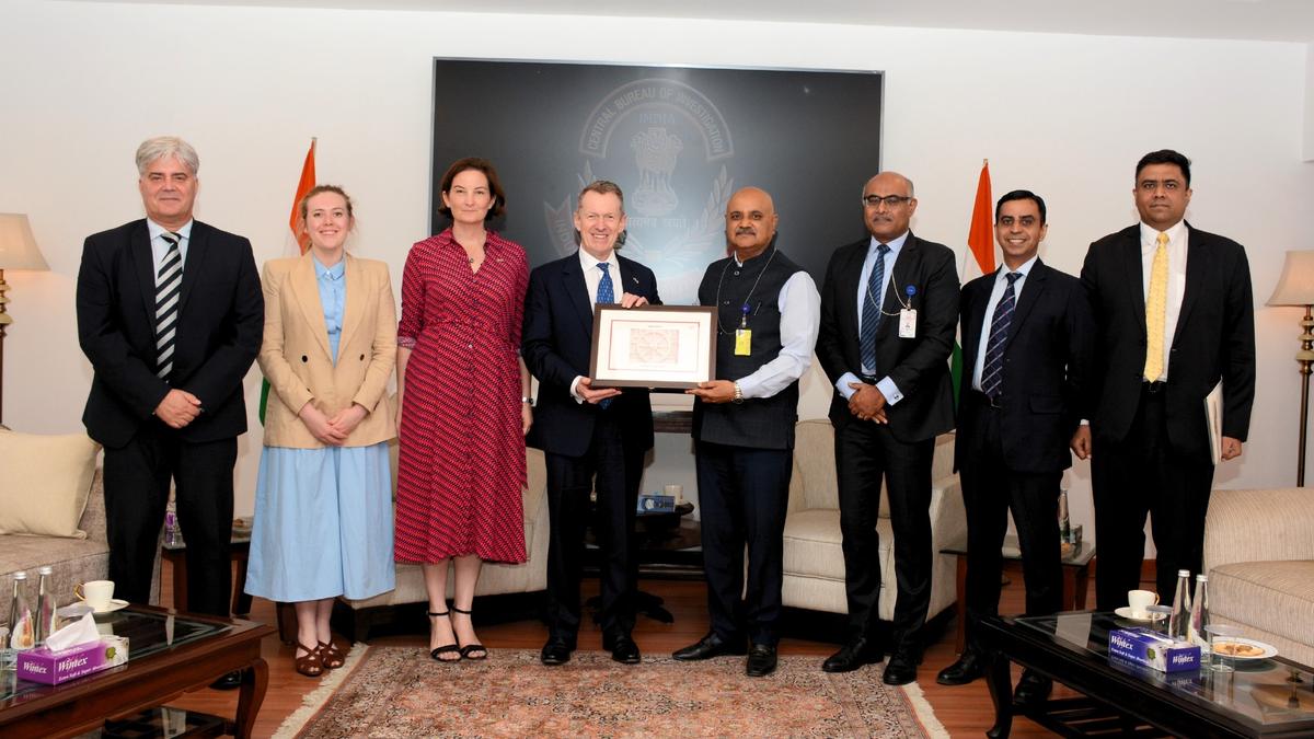 High-level U.K. delegation visits CBI headquarters