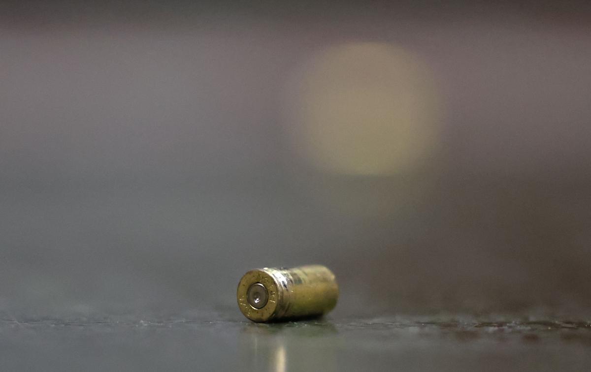 Clash between rebel factions kill 18 in Colombia