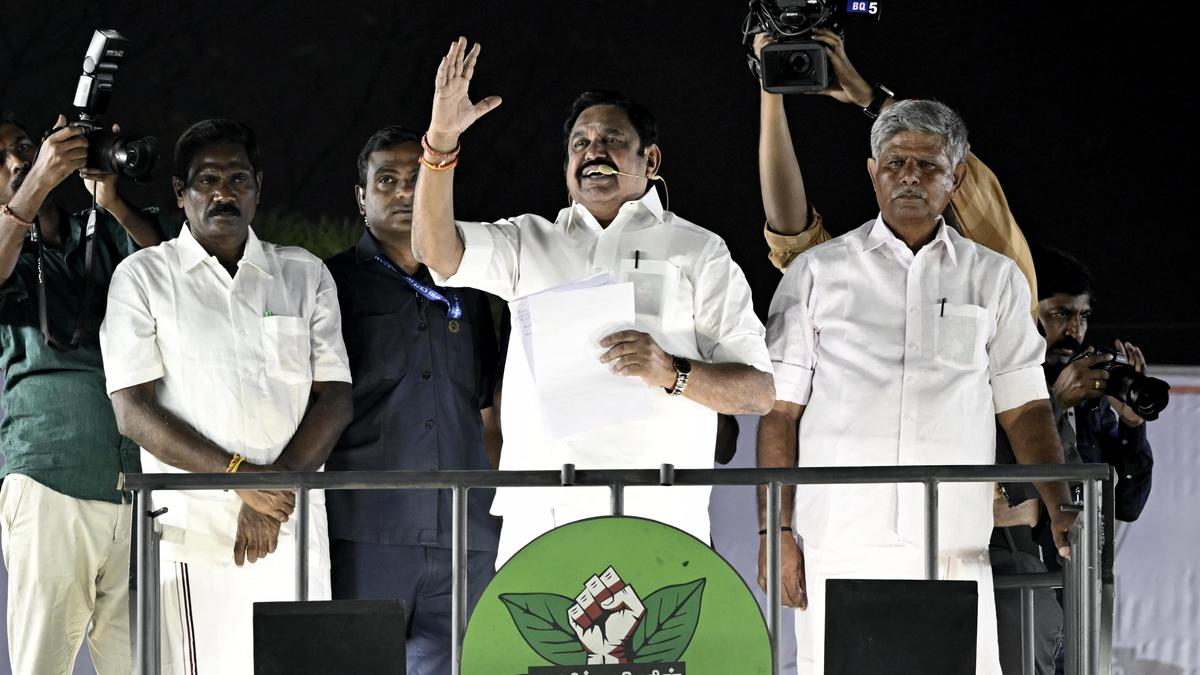 Palaniswami rejects Stalin&rsquo;s &lsquo;slave&rsquo; charge, says AIADMK operates independently