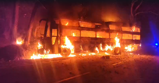 Private sleeper bus catches fire on Bengaluru outskirts, all passengers and  crew are safe - The Hindu
