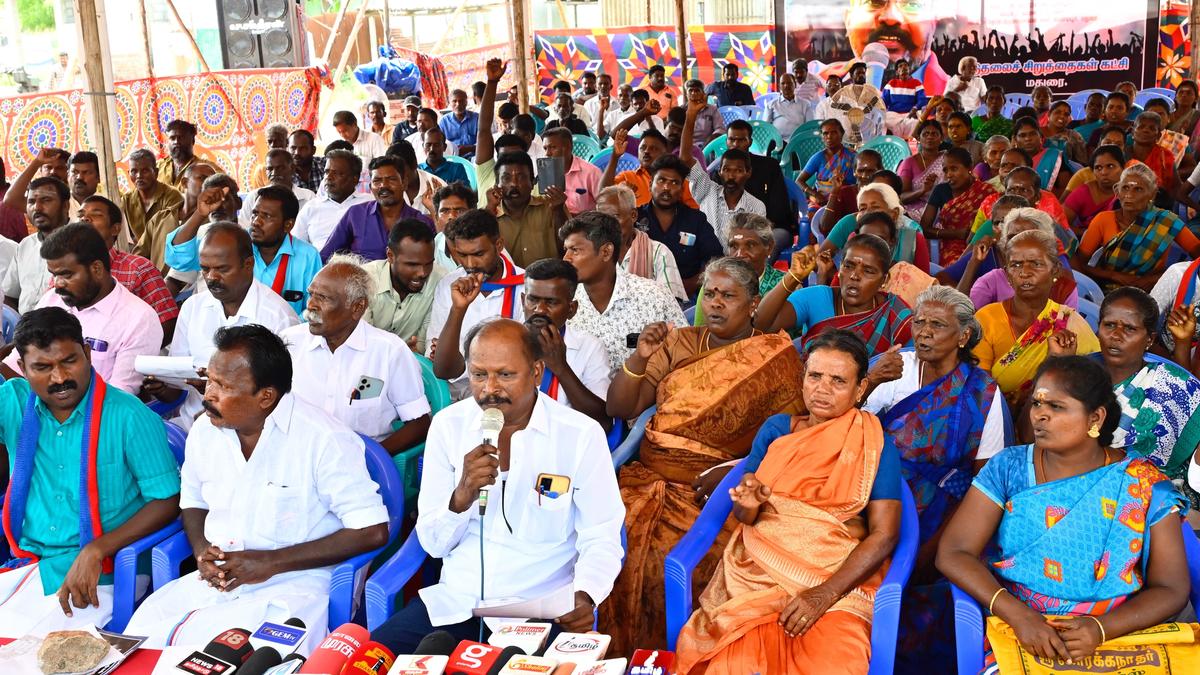 Residents of Theerthakadu in Madurai observe fast seeking e-patta, civic facilities