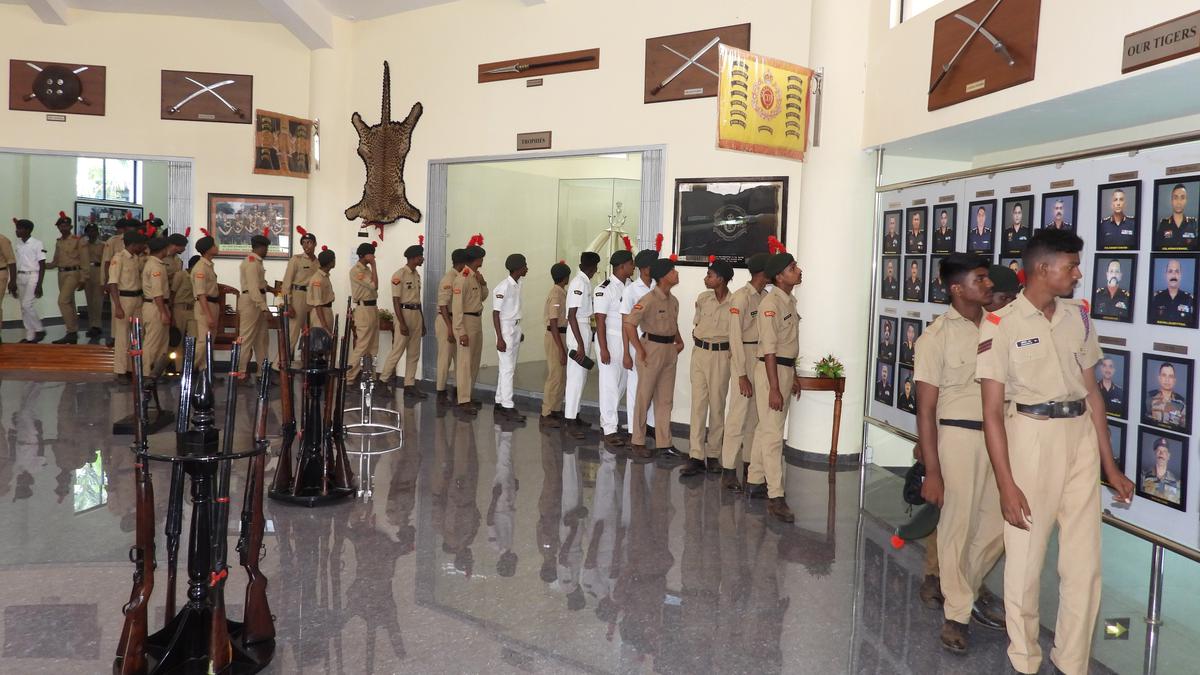 NCC cadets visit Maratha Light Infantry Regimental Centre in Belagavi
