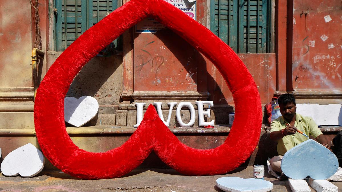 Dating Apps Deploy AI To Personalize Matches