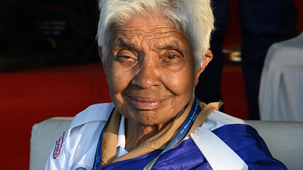 At 91, Alamelu stands tall in spreading the ideals of Scouts and Guides movement