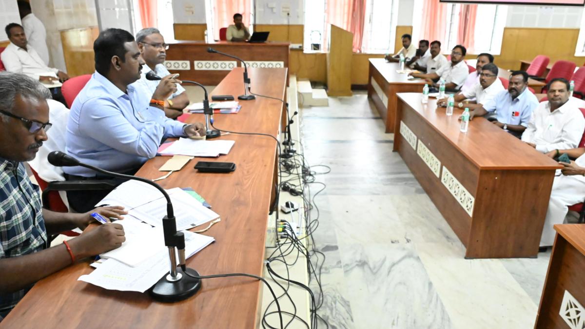 Collector allays fear of names being left out in SIR in Krishnagiri