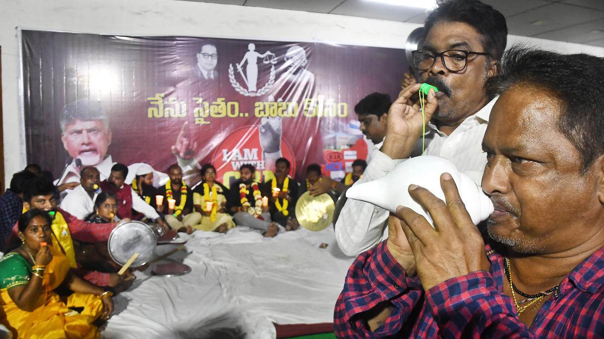 TDP activists stage protest against Naidu’s arrest in Visakhapatnam
