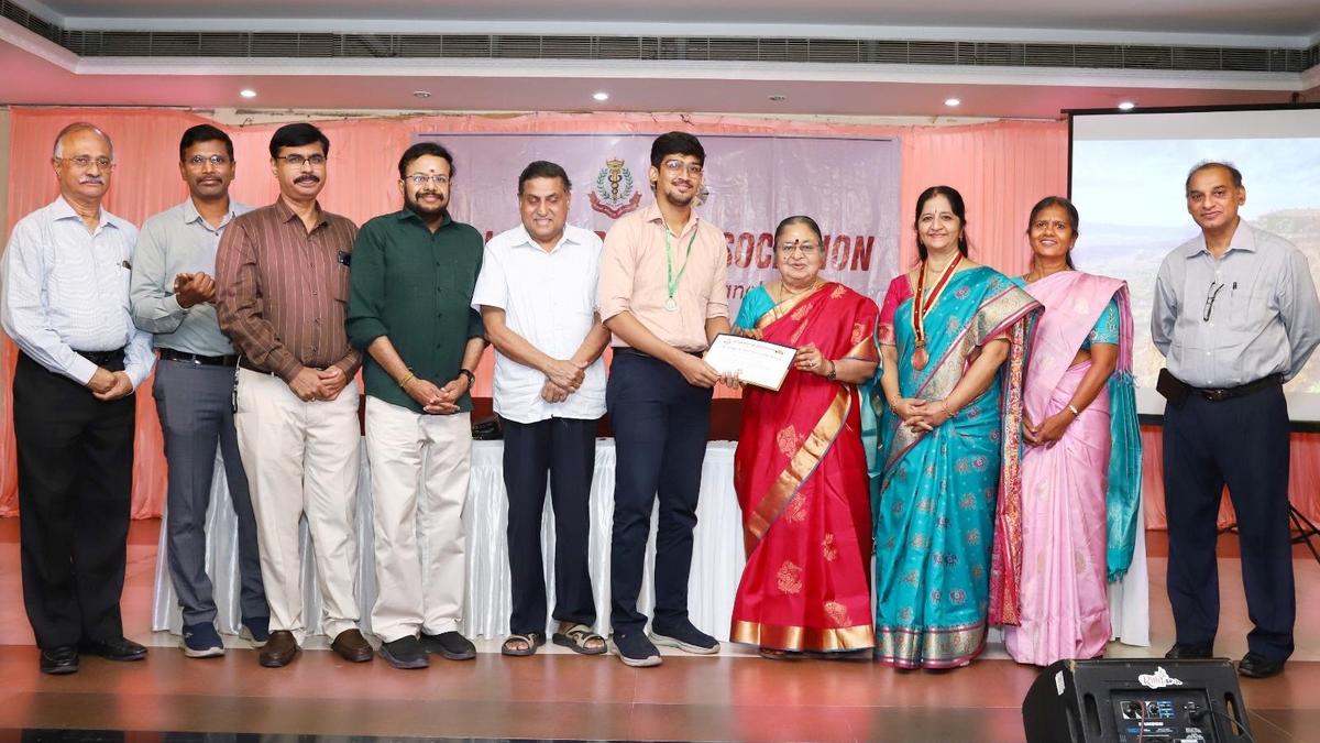 IMA Tiruchi chapter felicitates academic achievers