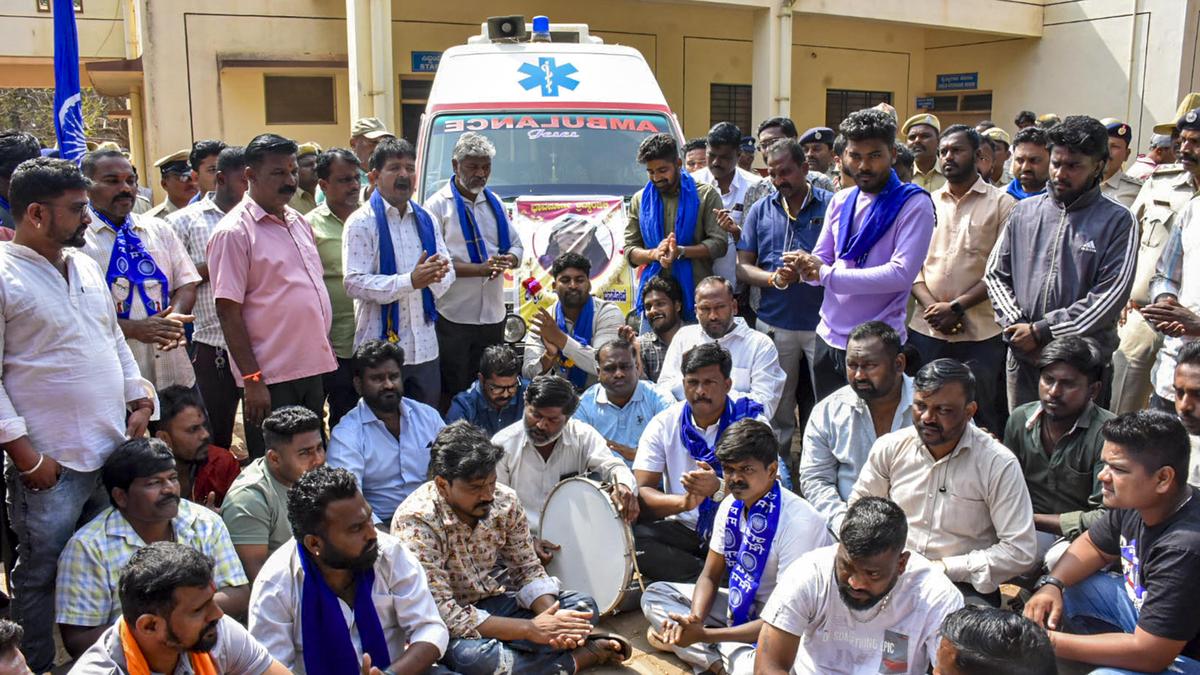 Murder accused found dead in Yellapur