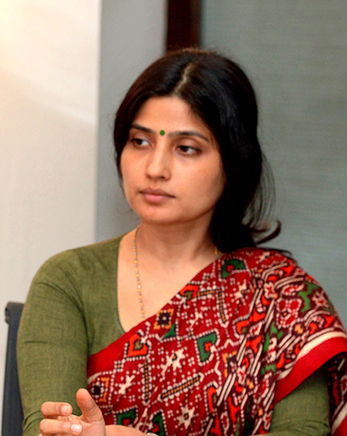 SP candidate Dimple Yadav to file nomination for Mainpuri bypoll on Monday