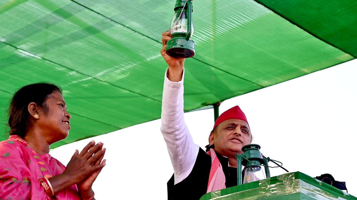 Bihar to get young, energetic CM in Tejashwi, says Akhilesh Yadav; cites winds of change