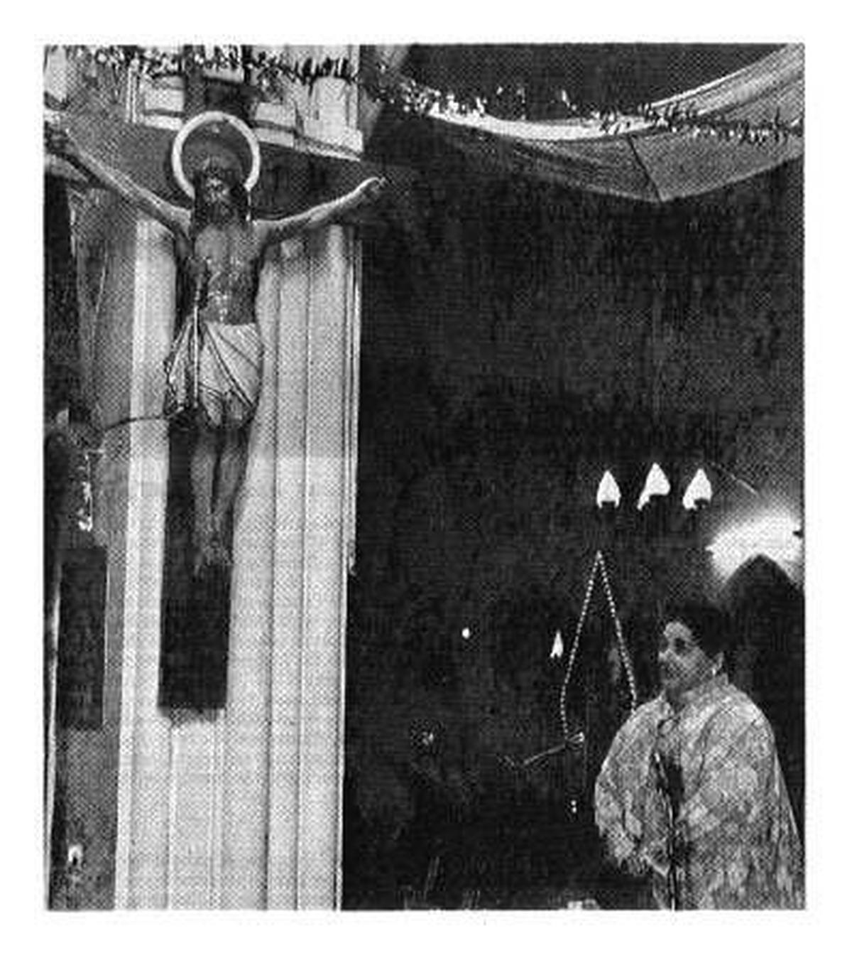 The Chief Minister addressing Christians at Santhome Cathedral Basilica in Madras