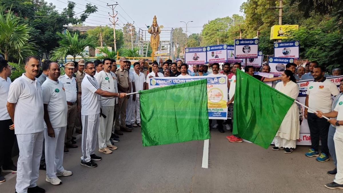 Road safety awareness rally organised in Anantapur