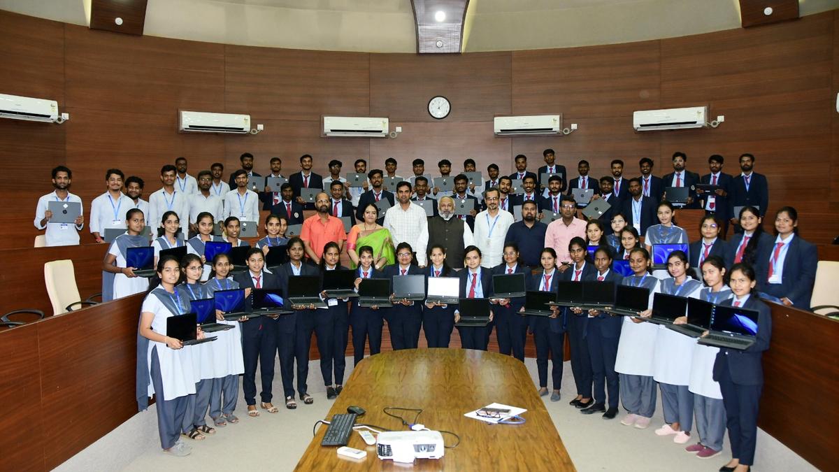 VTU Kalaburagi Regional Centre distributes free laptops to SC and ST students in campus in north Karnataka