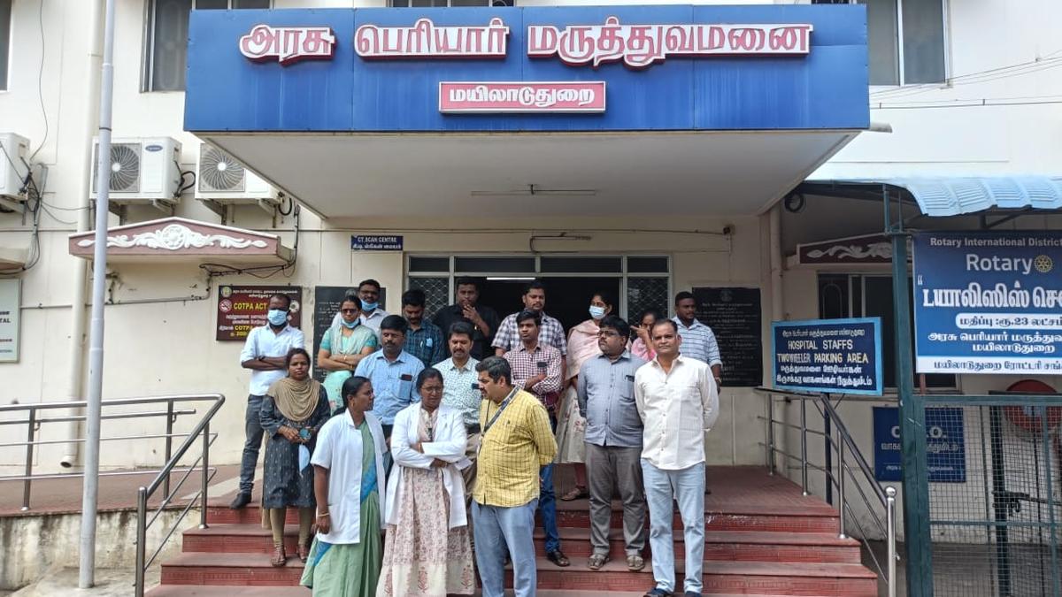 Doctors boycott outpatient services at Mayiladuthurai Government Hospital