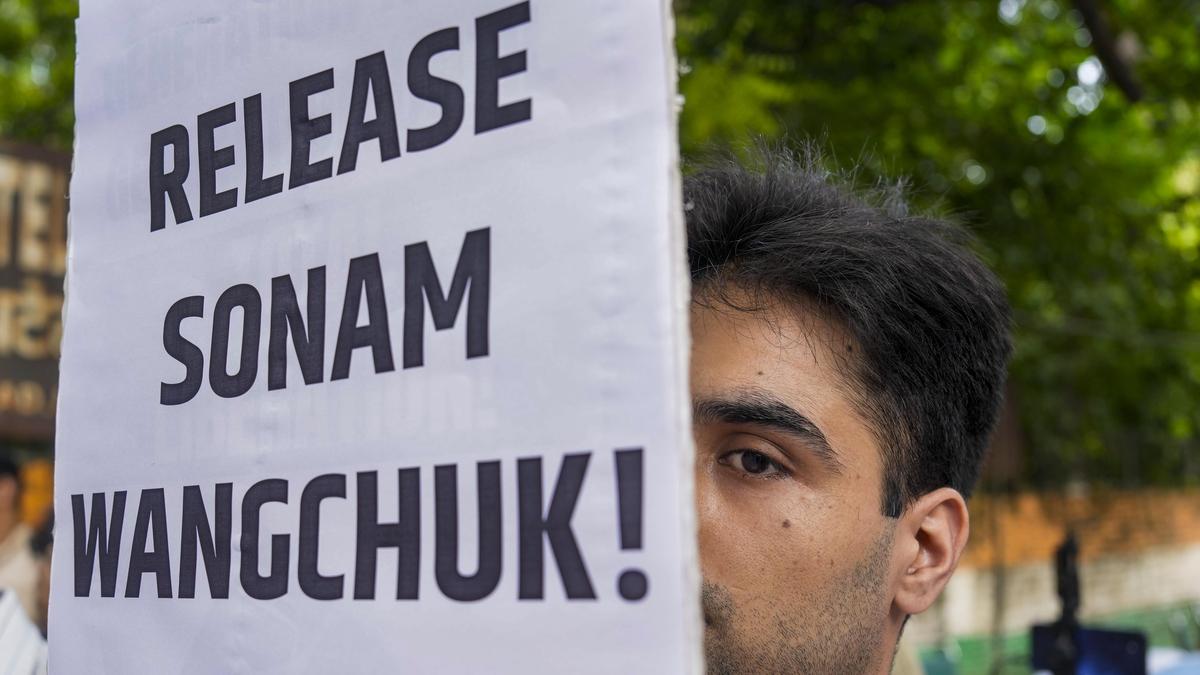 As talks on Ladakh resume, Centre offers special provisions under Article 371