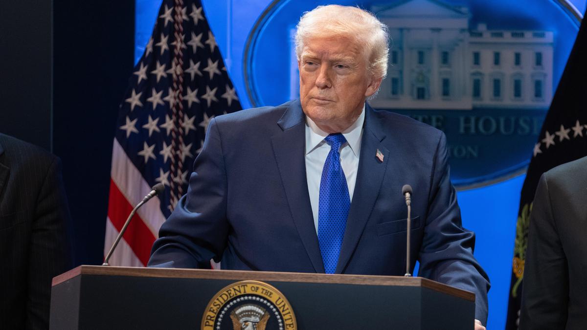 International News Updates ➰➰📣📣 - ShareChat