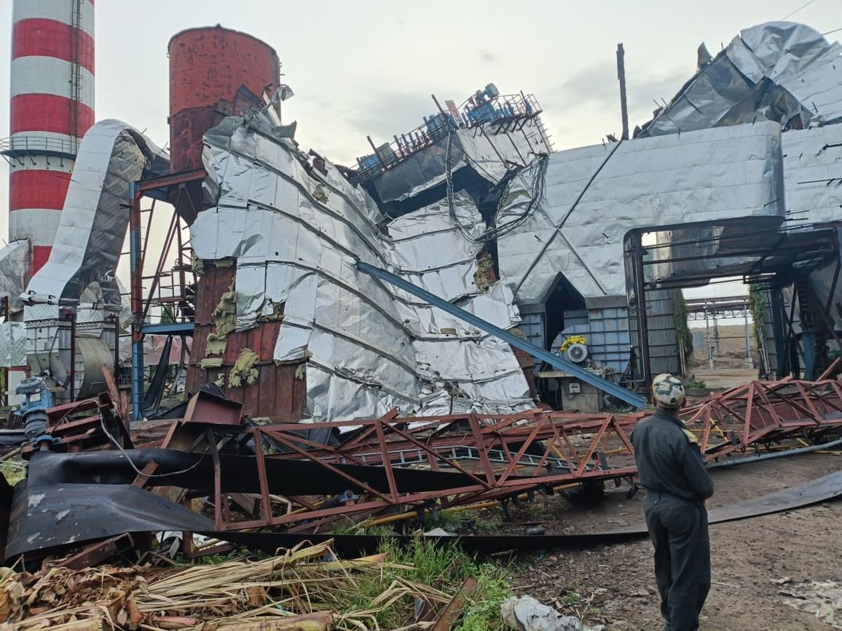 Karnataka: A portion of the boiler collapses after a fire accident in Nandi cooperative sugar factory in Babaleshwar in Vijayapura district Special arrangement 