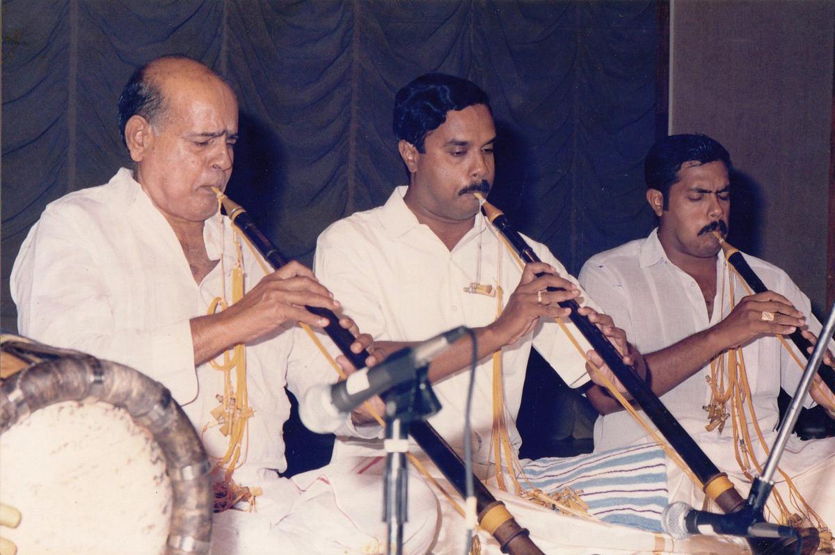 Sheik Chinna Moulana, Kasim and Babu performing together.