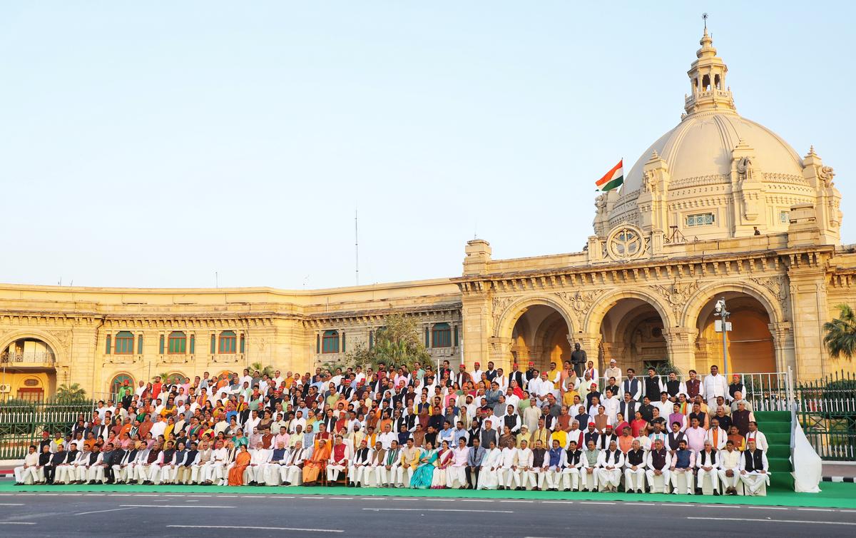 28 Most Famous Monuments in Uttar Pradesh