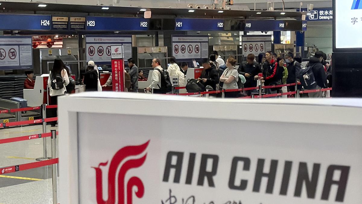 China resumes direct flights to North Korea after six years