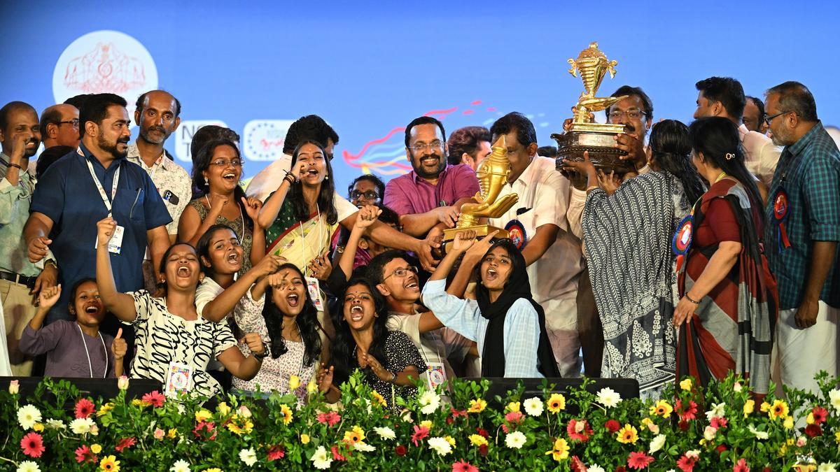 In a close finish, Thrissur regains Gold Cup after 26 years