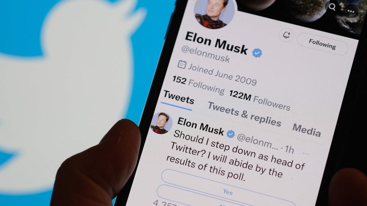 Elon Musk poll shows 57.5% want him to step down as Twitter chief