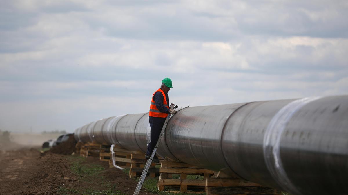 Russia accuses Ukraine of 'reckless' strikes on major gas pipeline