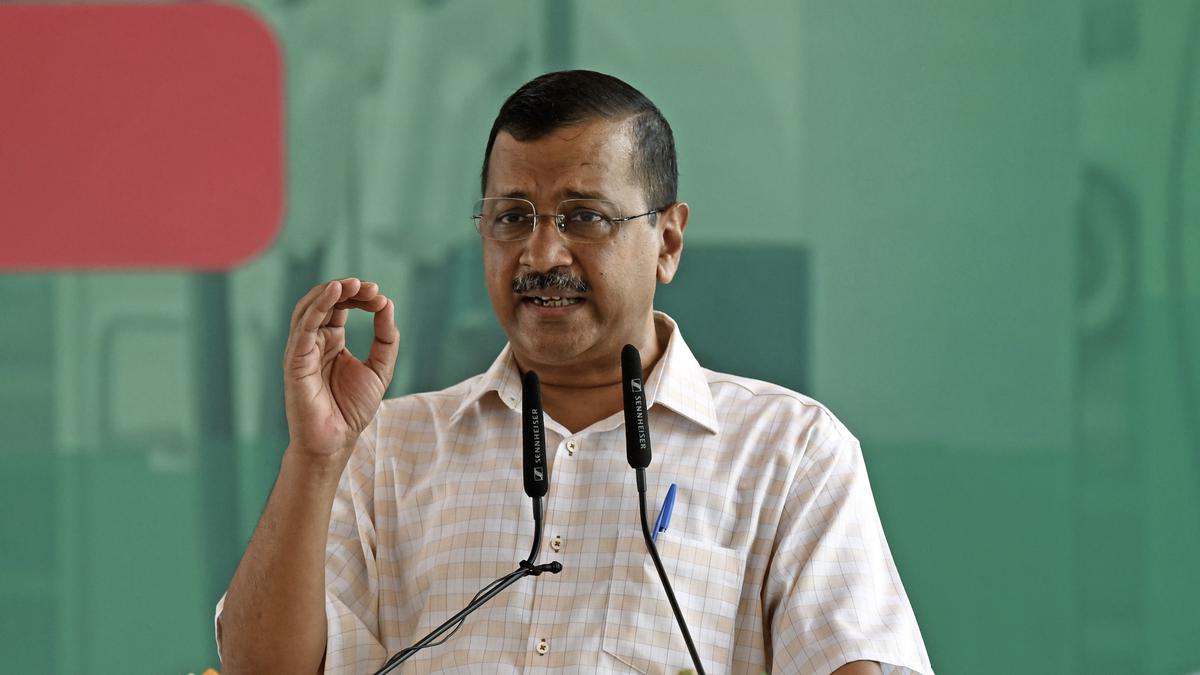 Delhi CM Arvind Kejriwal to burn copies of Centre's ordinance at party office on July 3