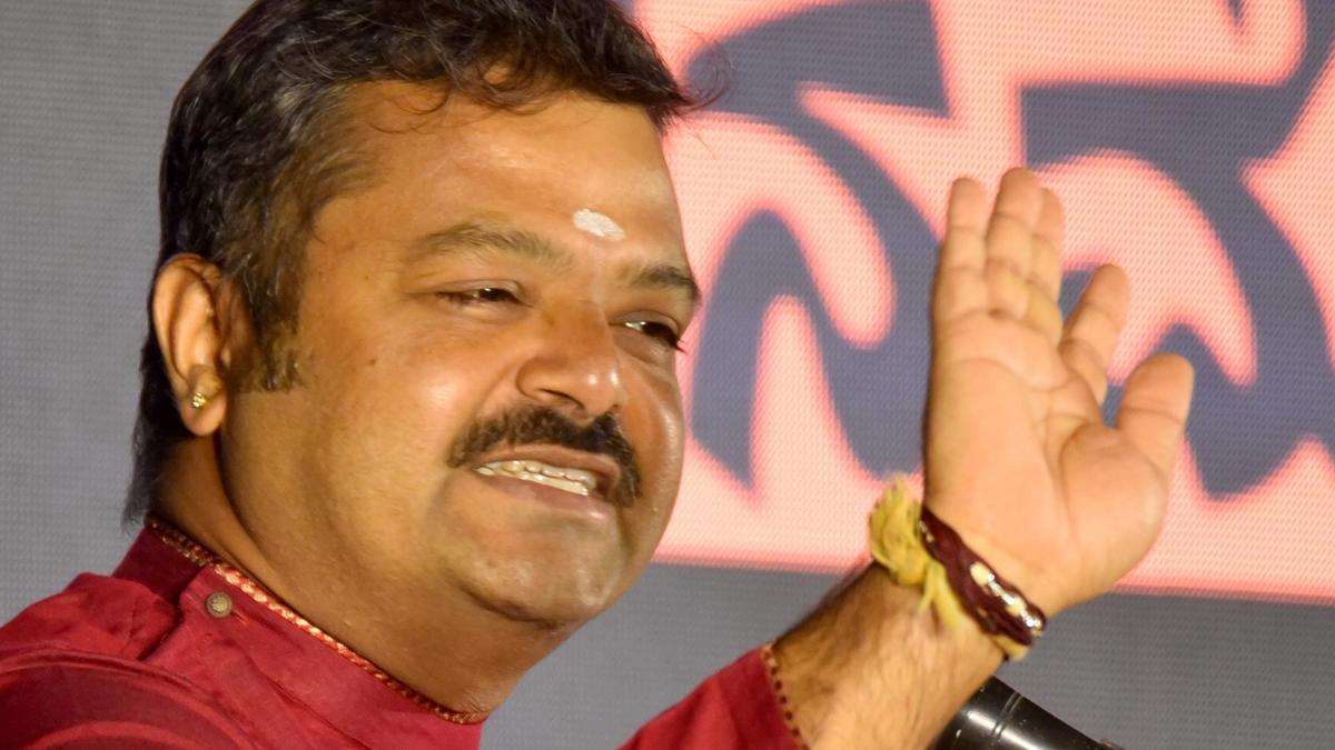 Sulibele Demands SIT Dissolution in Dharmasthala Burial Case