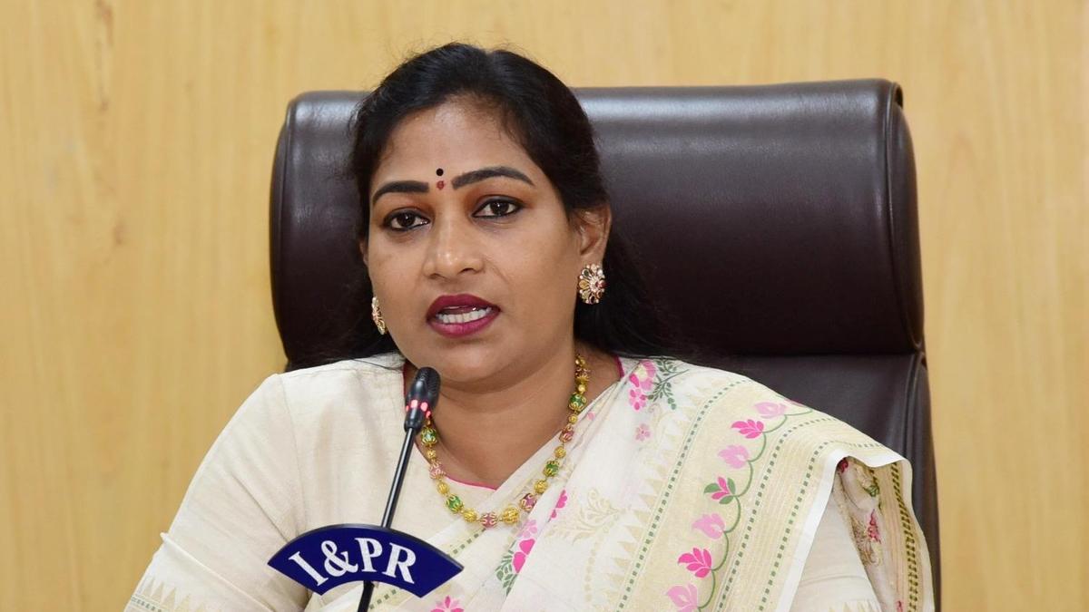 Multi-pronged strategy to curb cybercrime in State, says Home Minister Anitha