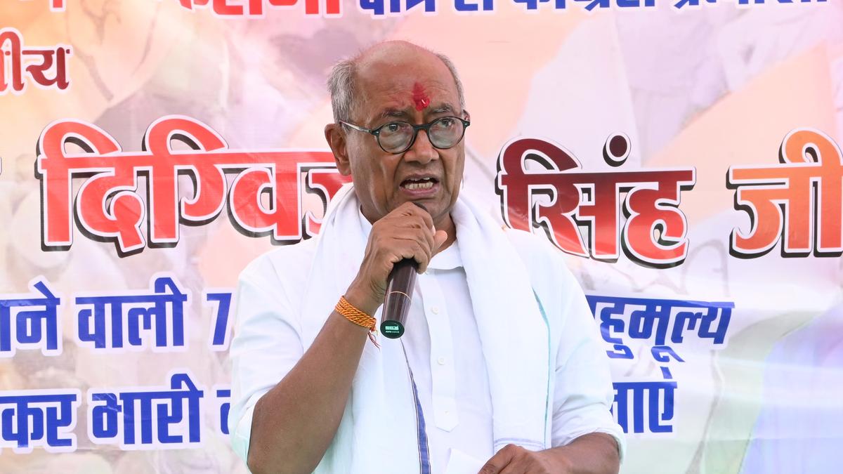 ‘These are not the real issues’: Digvijaya Singh slams the BJP discussing mangalsutra, machhli, and Muslims 