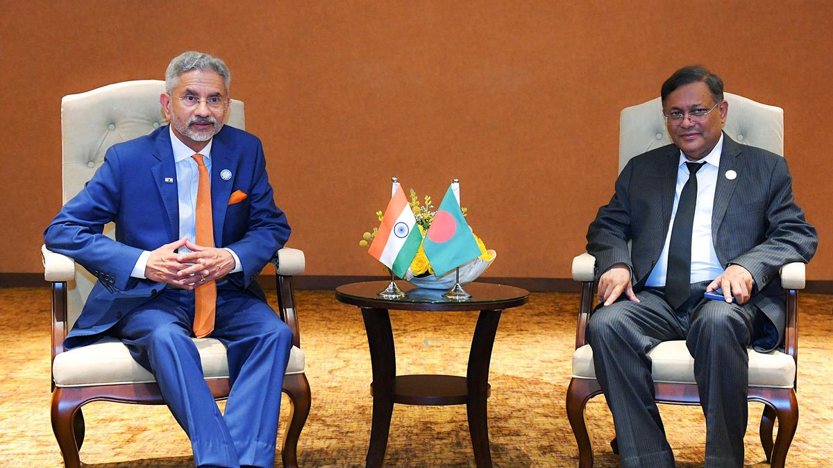 Jaishankar meets newly-appointed Bangladesh Foreign Minister