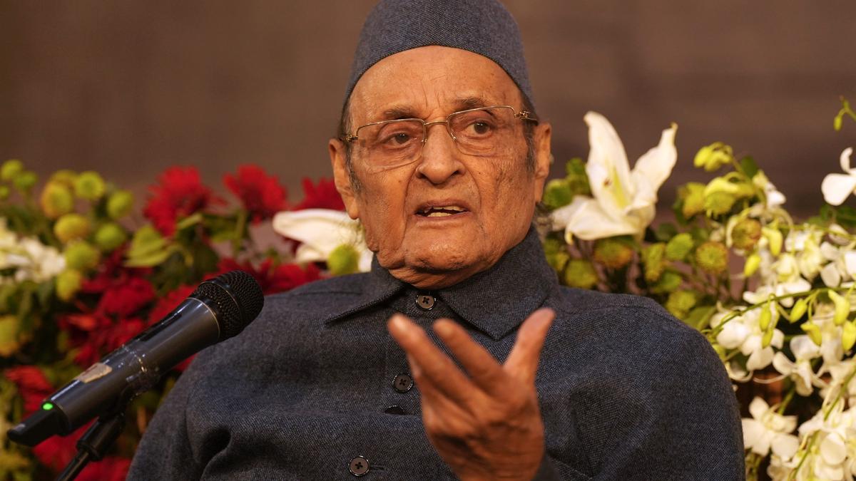 Karan Singh calls for restoration of J&K's statehood, says UT status diminution of 'crown of India'