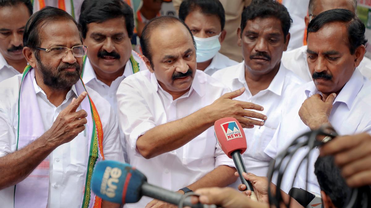 Kerala solar scam | Congress sees political victory in CBI’s decisions to drop charges against six senior leaders