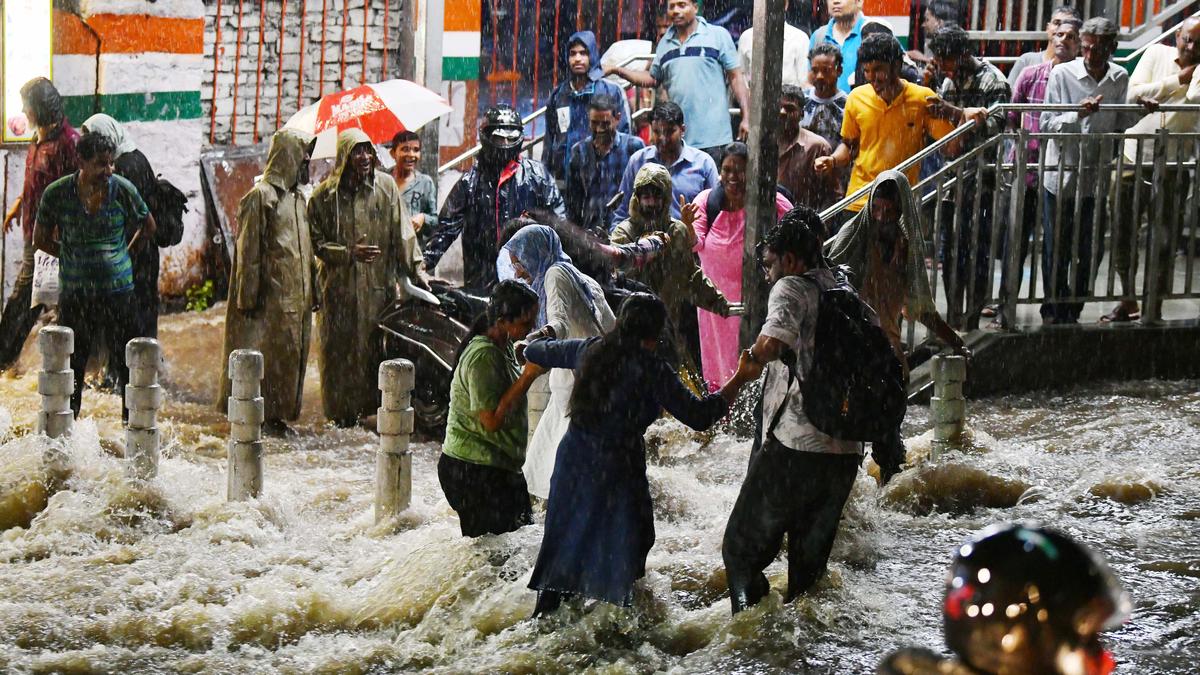 India rain LIVE: Heavy rain triggers waterlogging, traffic snarls in Hyderabad