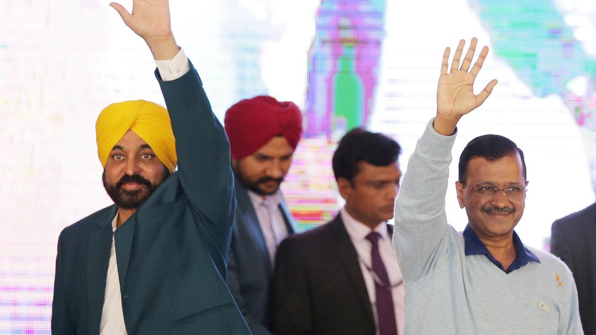 AAP plans mega rally in Bhopal on Tuesday; Kejriwal, Mann to attend